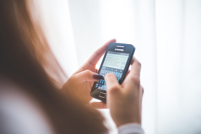 Chatbots com IA para Pequenas Empresas: A Ferramenta Que Você Precisa