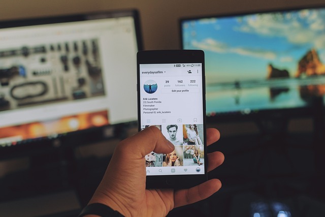 Chatbots Inteligentes vs. Tradicionais: Qual Te Dá Mais Lucro?